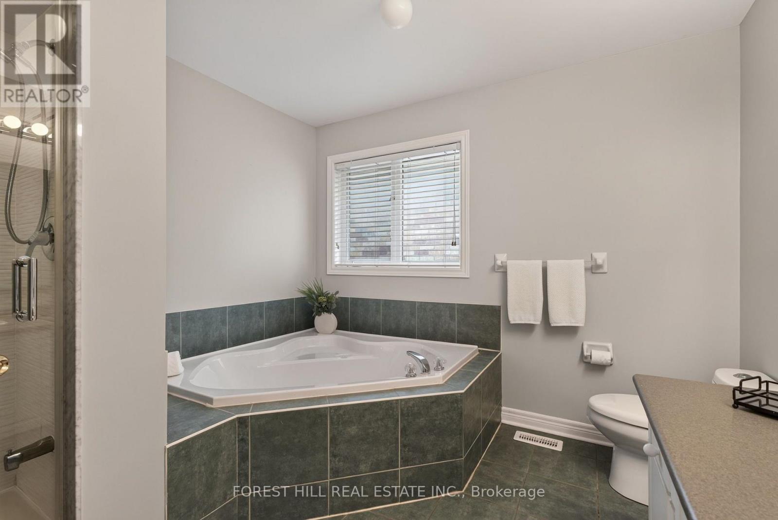 2 Foxfield Crescent, Vaughan, Ontario  L4K 5G2 - Photo 23 - N13687654