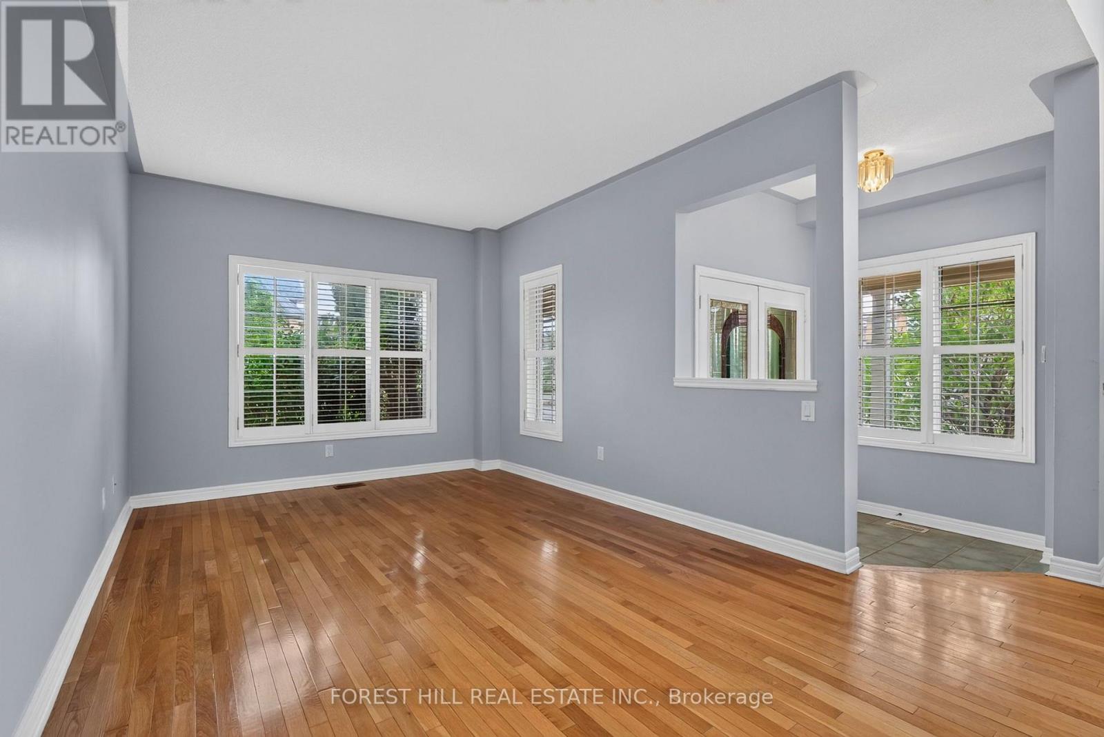 2 Foxfield Crescent, Vaughan, Ontario  L4K 5G2 - Photo 7 - N13687654