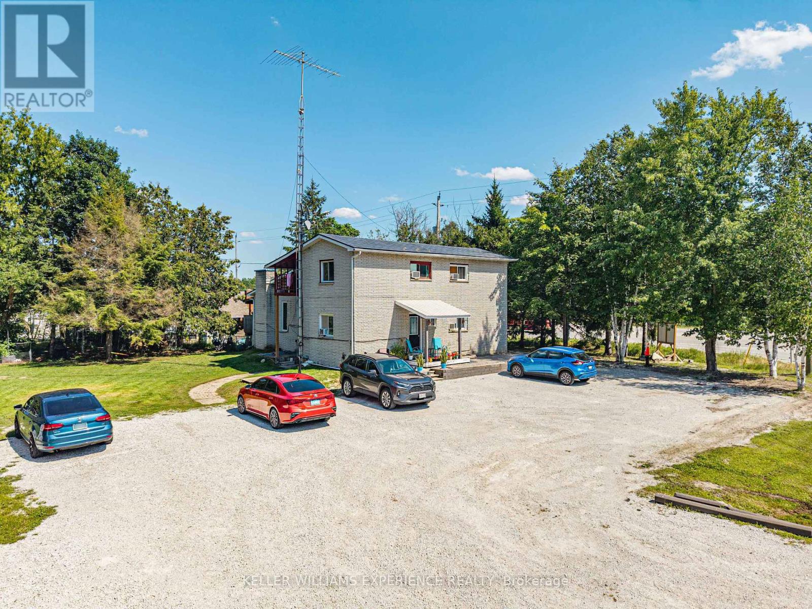 8867 Mckinnon Road, Essa, Ontario  L3W 0V9 - Photo 2 - N13687672
