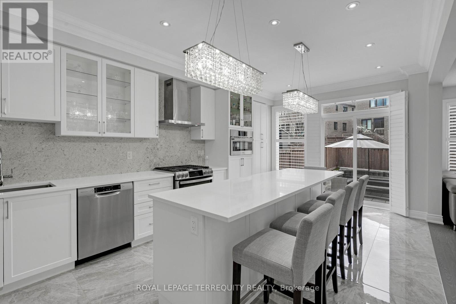 24 Hydrangea Hollow, East Gwillimbury, Ontario  L9N 0T3 - Photo 14 - N13687702