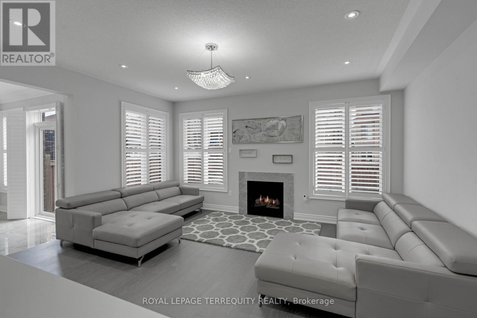 24 Hydrangea Hollow, East Gwillimbury, Ontario  L9N 0T3 - Photo 16 - N13687702