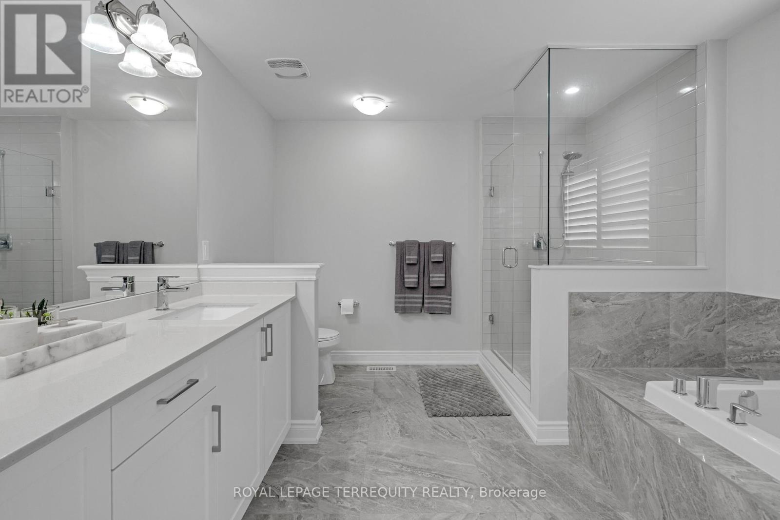 24 Hydrangea Hollow, East Gwillimbury, Ontario  L9N 0T3 - Photo 20 - N13687702