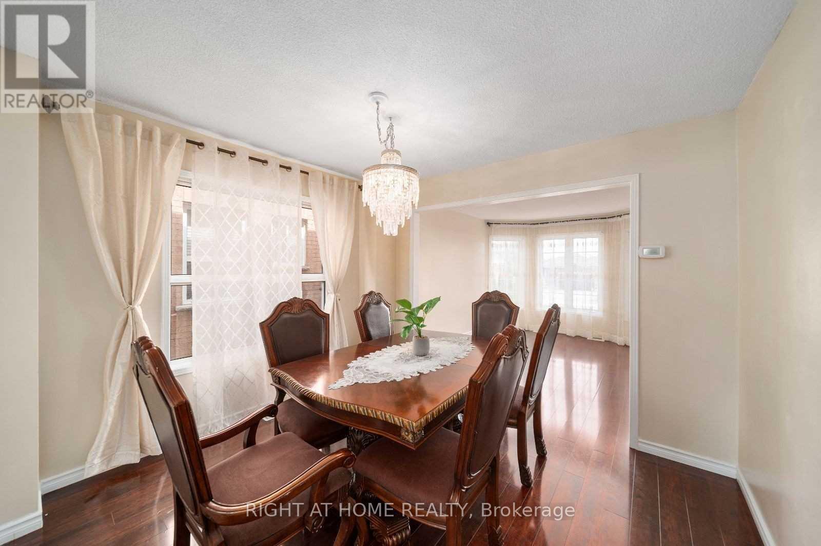 94 Ward Drive, Barrie (Painswick South), Ontario  L4N 8A2 - Photo 7 - S13687660
