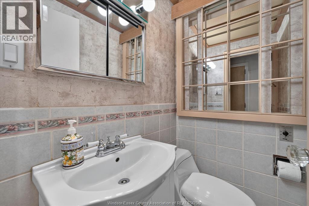 3325 Church Street, Windsor, Ontario  N9E 1V3 - Photo 19 - 26020152