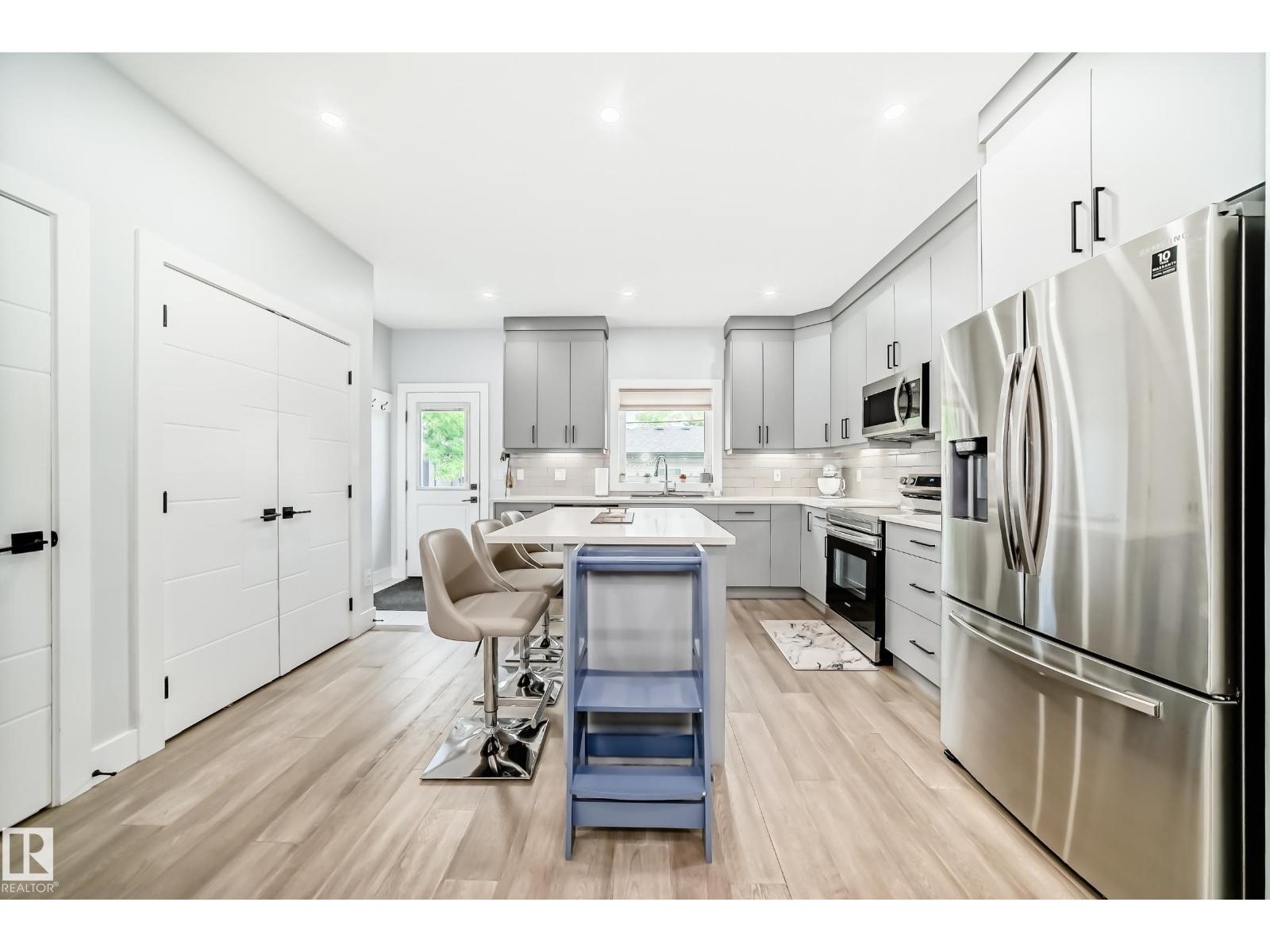 9830 73 Av NW, Edmonton, Alberta  T6E 1B6 - Photo 8 - E4504319