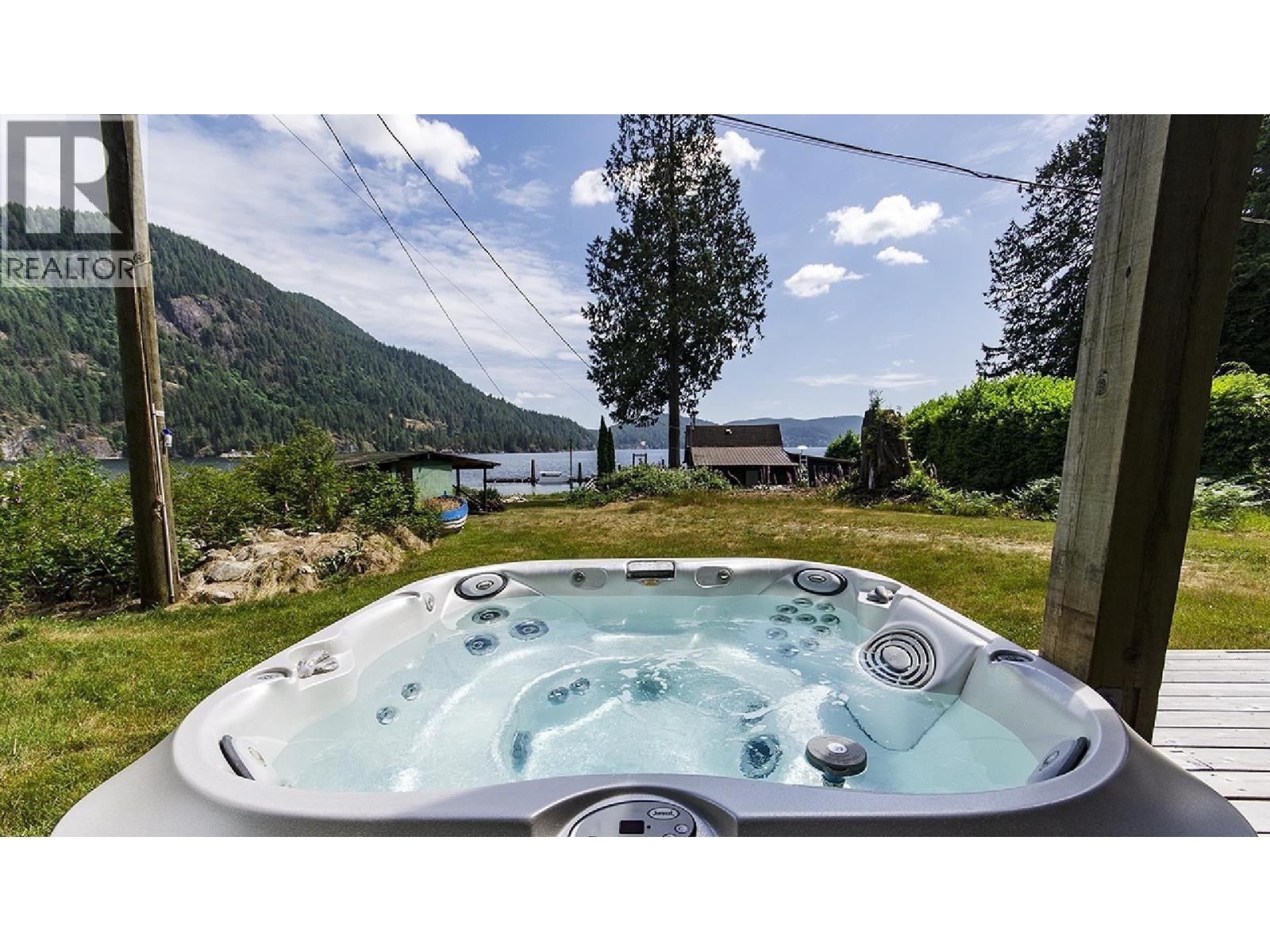 6 Brighton Beach, North Vancouver, British Columbia  V0V 0V0 - Photo 20 - R3093418