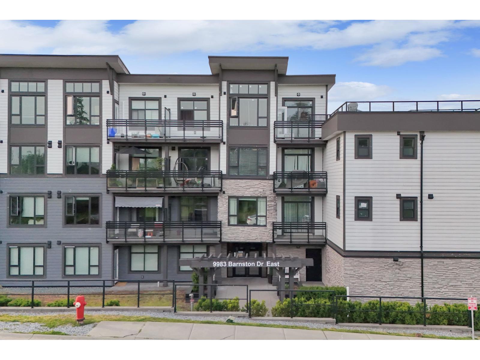 504 9983 E Barnston Drive, Surrey, British Columbia  V4N 6T3 - Photo 1 - R3156365