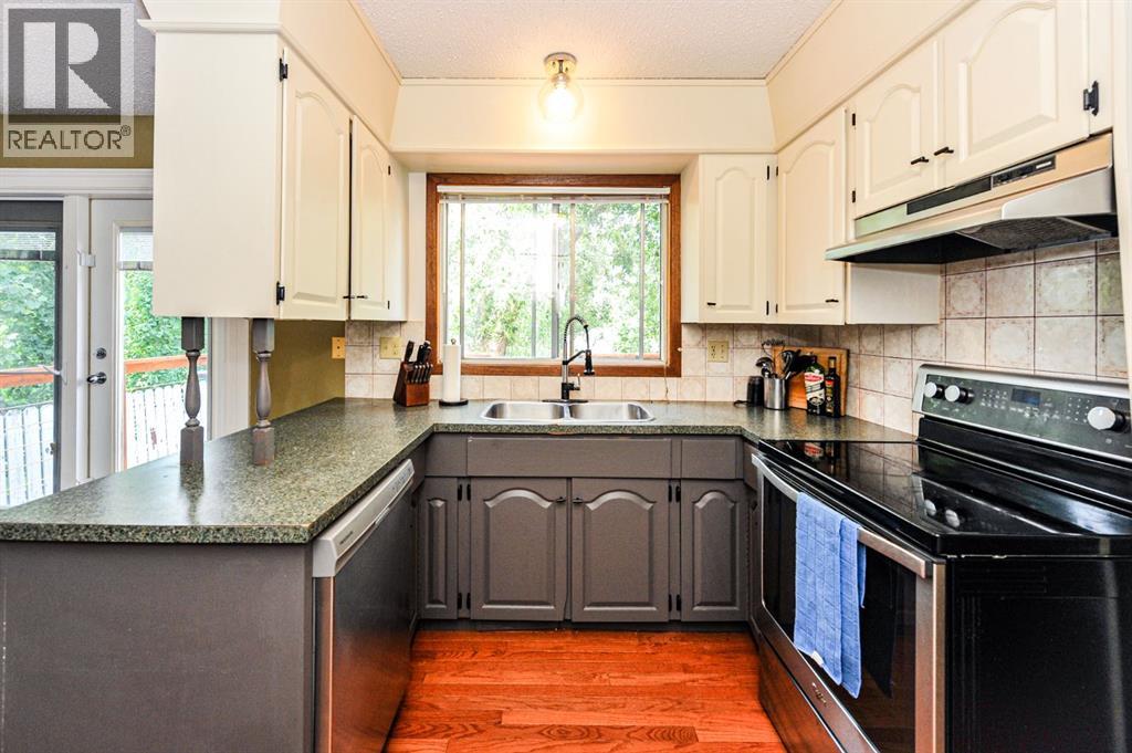 68 Elliott Drive, Camrose, Alberta  T4V 3X7 - Photo 13 - A2330879