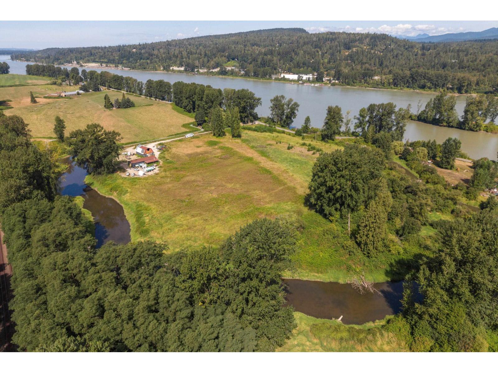 27612 River Road, Abbotsford, British Columbia  V4X 2H1 - Photo 2 - R3156674