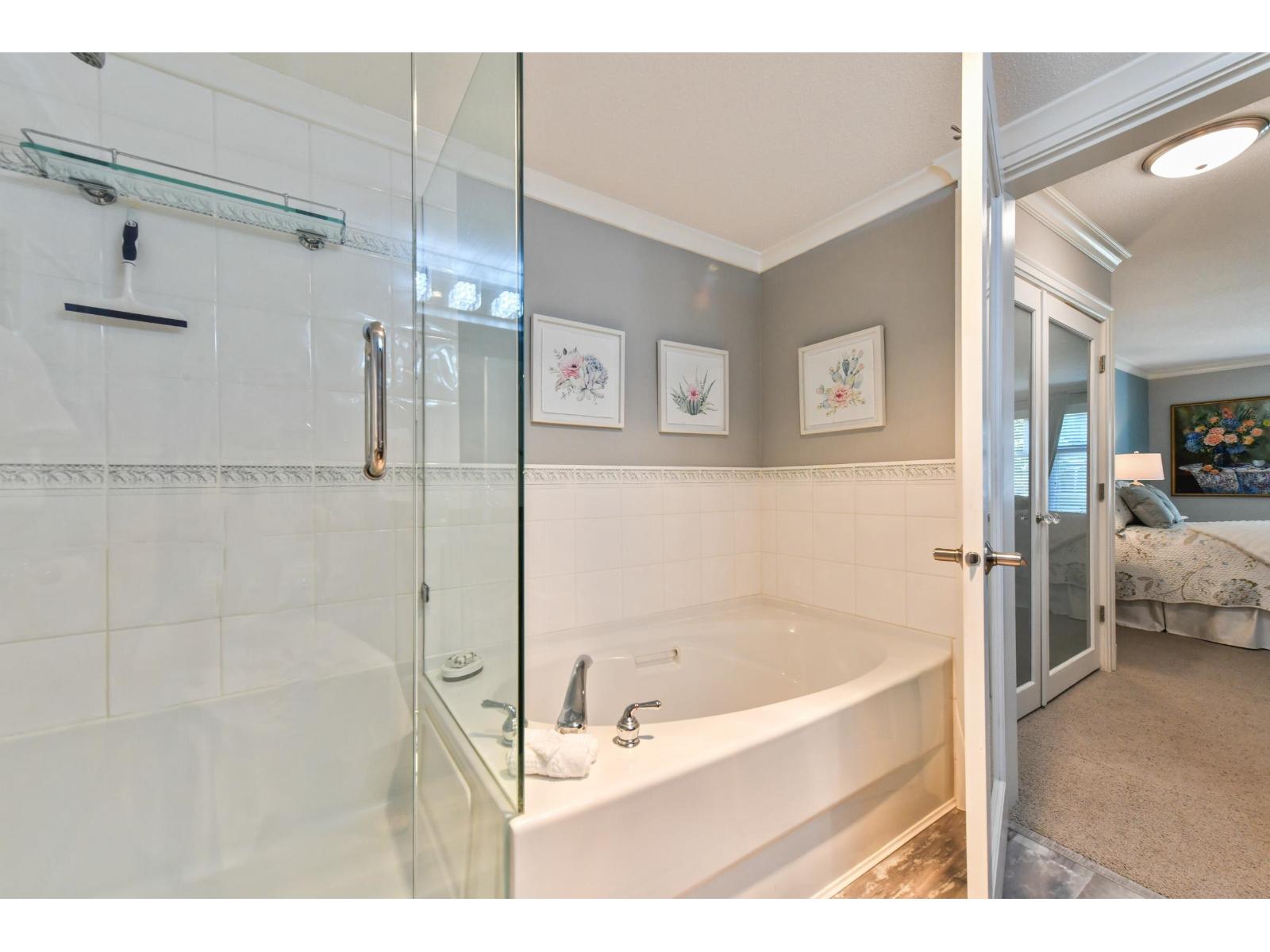214 15350 19a Avenue, Surrey, British Columbia  V4A 9W1 - Photo 12 - R3156646