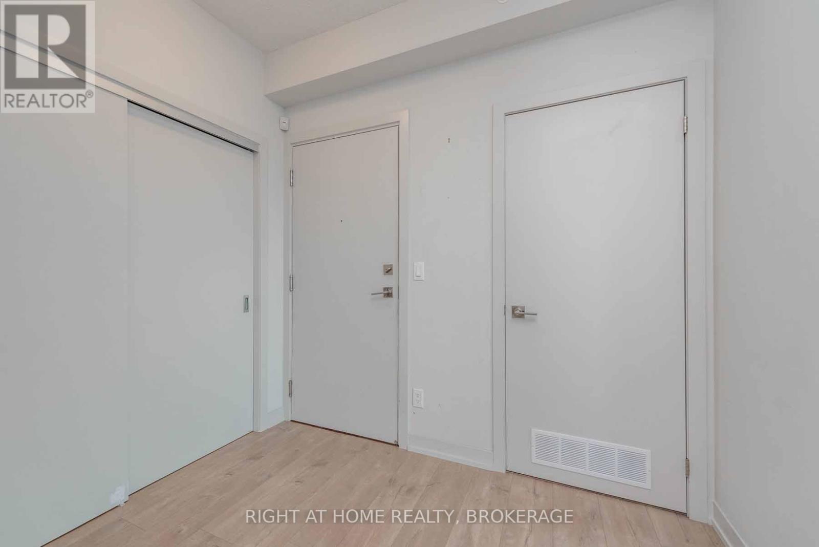 1901 - 2081 Fairview Street, Burlington, Ontario  L7S 2K4 - Photo 32 - W13687642
