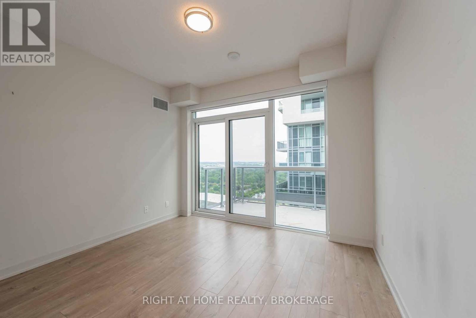 1901 - 2081 Fairview Street, Burlington, Ontario  L7S 2K4 - Photo 31 - W13687652