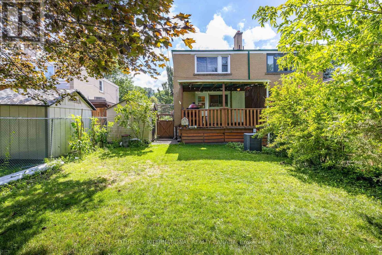 26 Magwood Court, Toronto, Ontario  M6S 2M5 - Photo 10 - W13687720