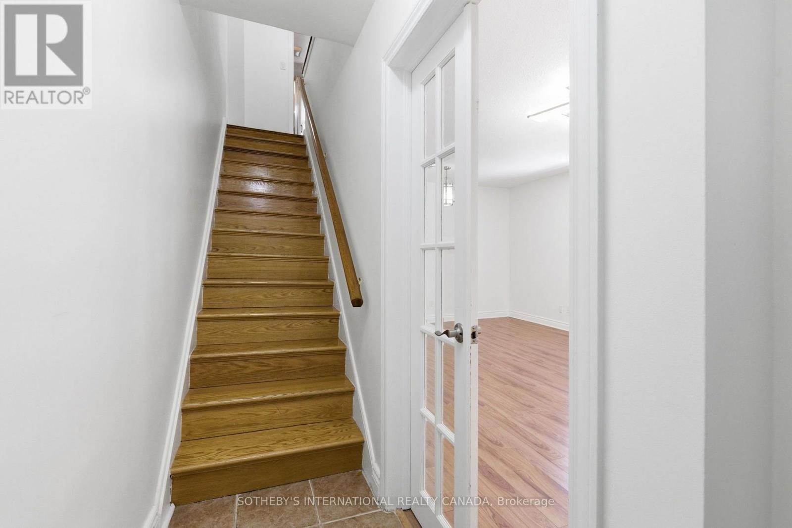 26 Magwood Court, Toronto, Ontario  M6S 2M5 - Photo 12 - W13687720