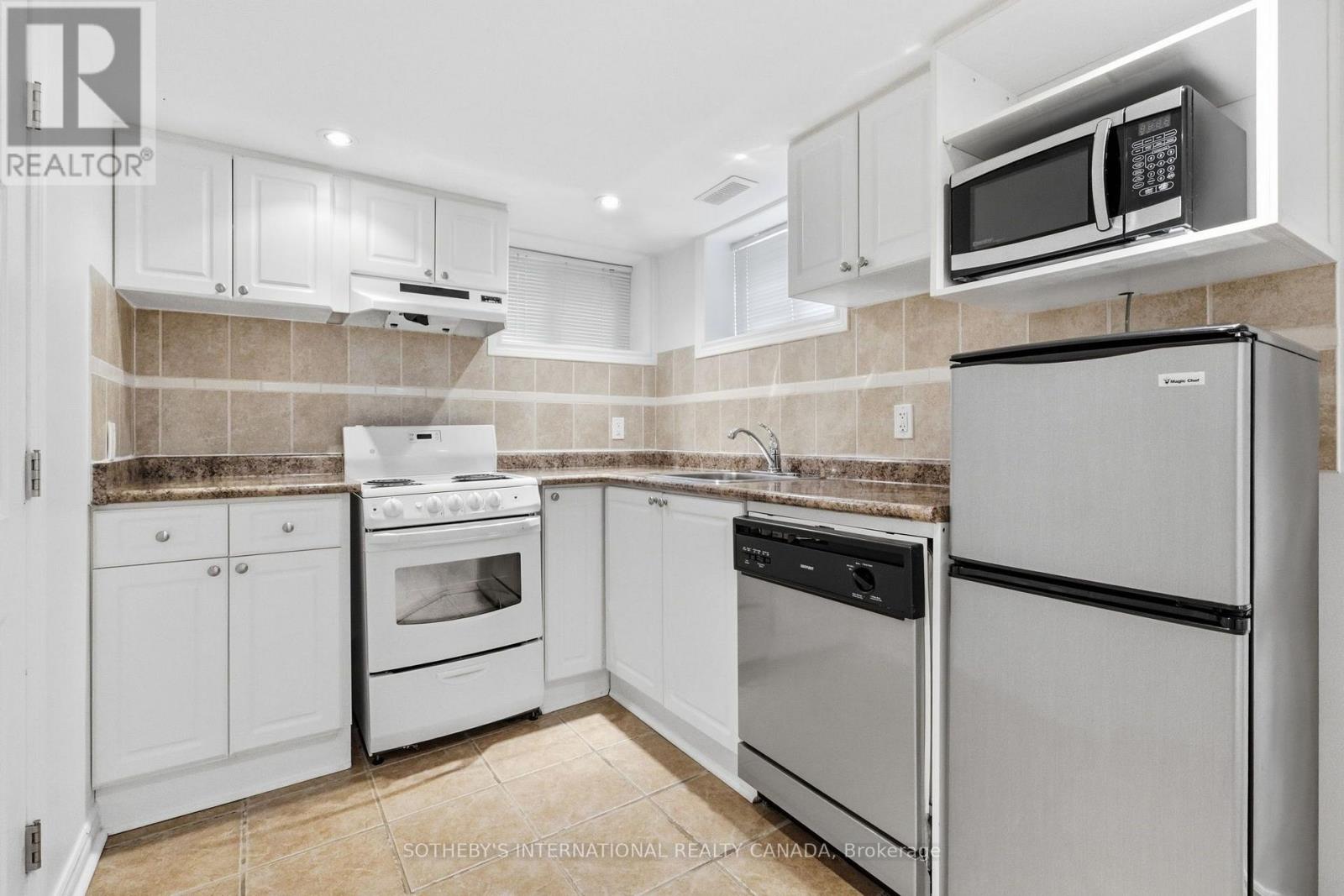 26 Magwood Court, Toronto, Ontario  M6S 2M5 - Photo 23 - W13687720