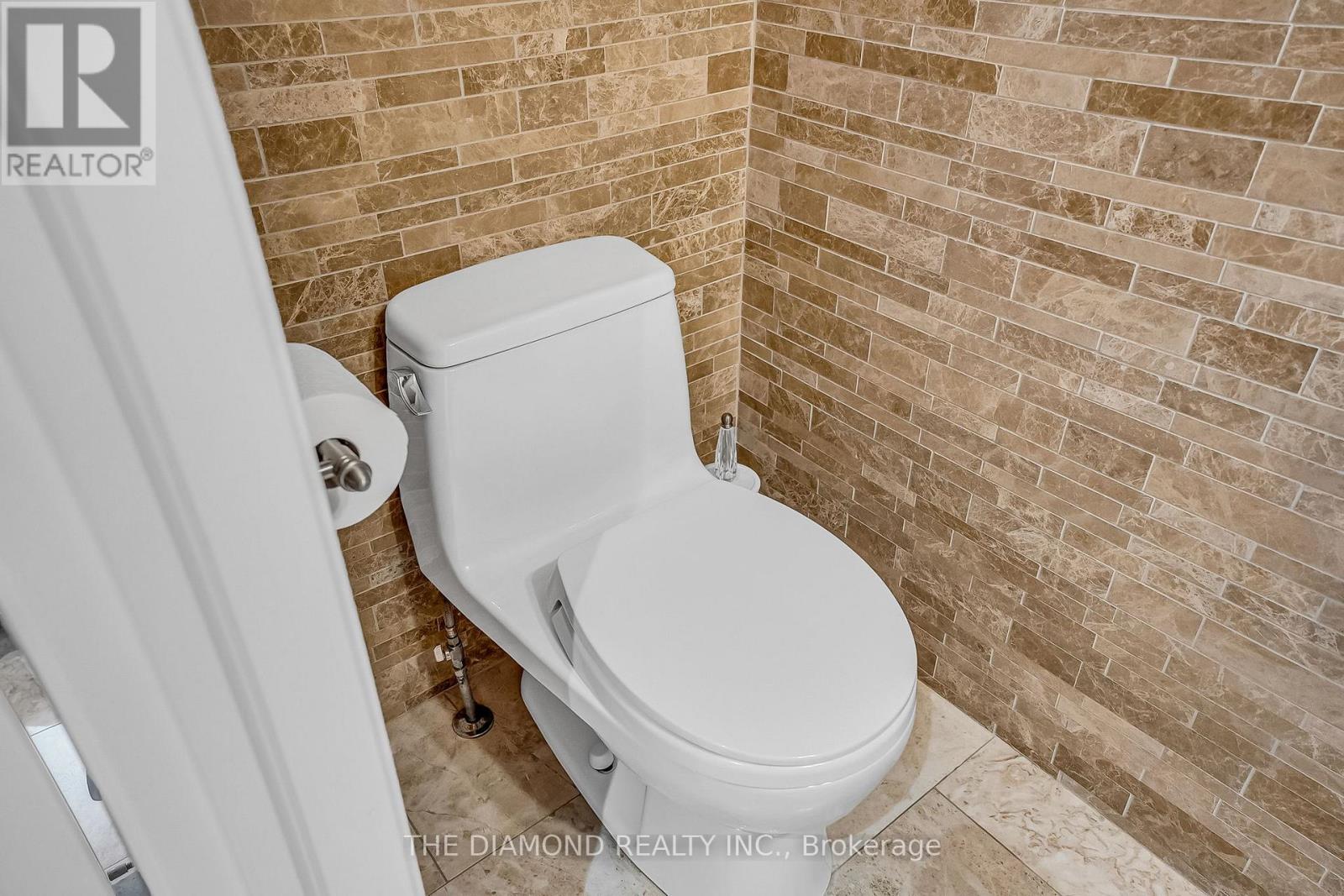 82 - 1755 Rathburn Road E, Mississauga, Ontario  L4W 2M8 - Photo 7 - W13687732