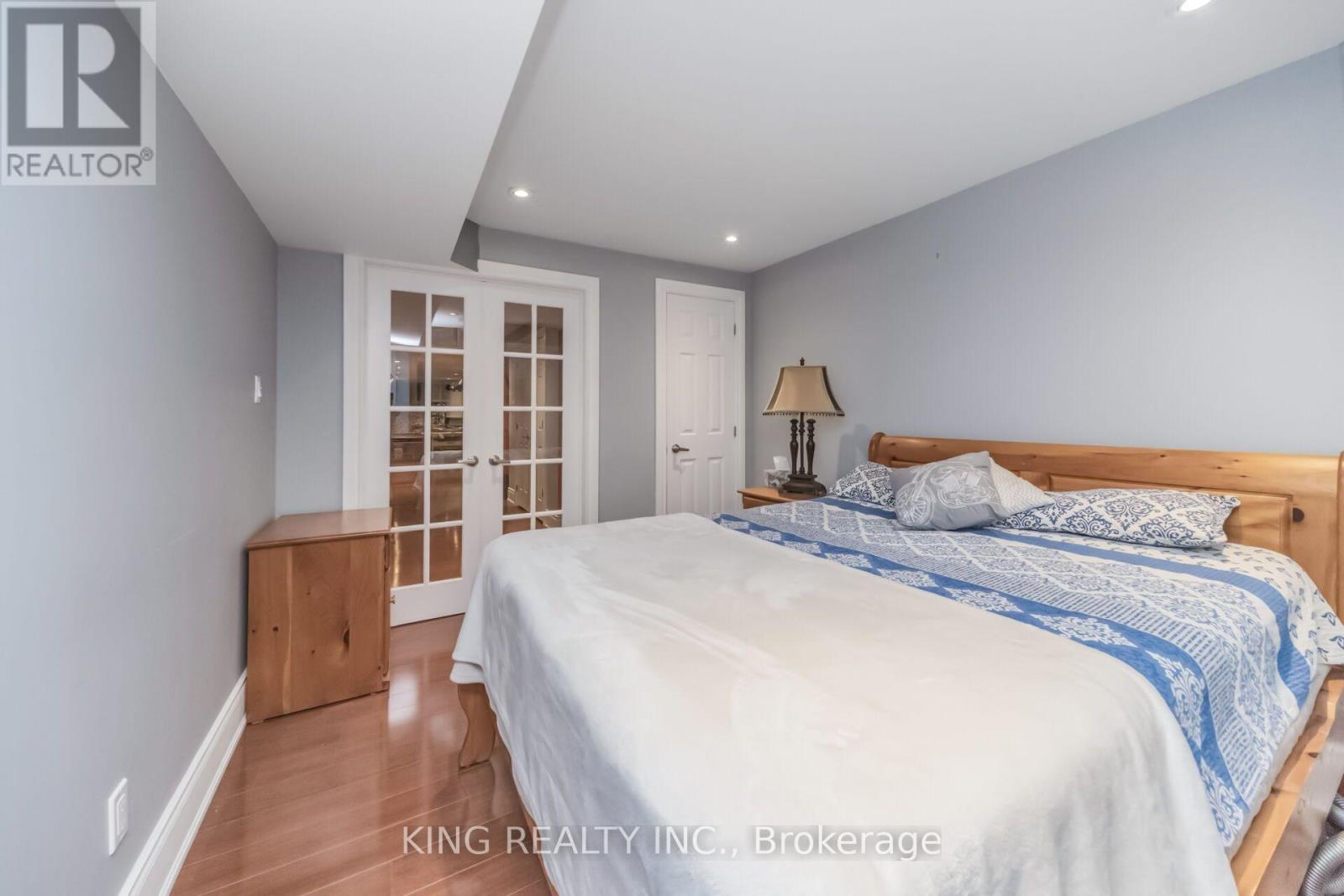 1427 Grossi Street, Mississauga, Ontario  L5V 1T9 - Photo 46 - W13687756