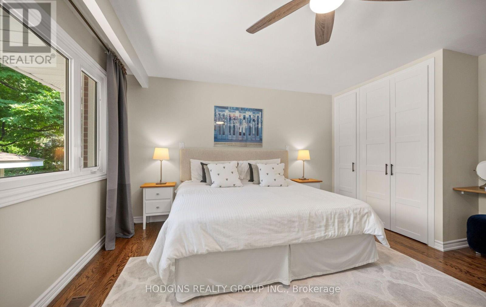 1837 Will Scarlett Drive, Mississauga, Ontario  L5K 1J6 - Photo 17 - W13687808