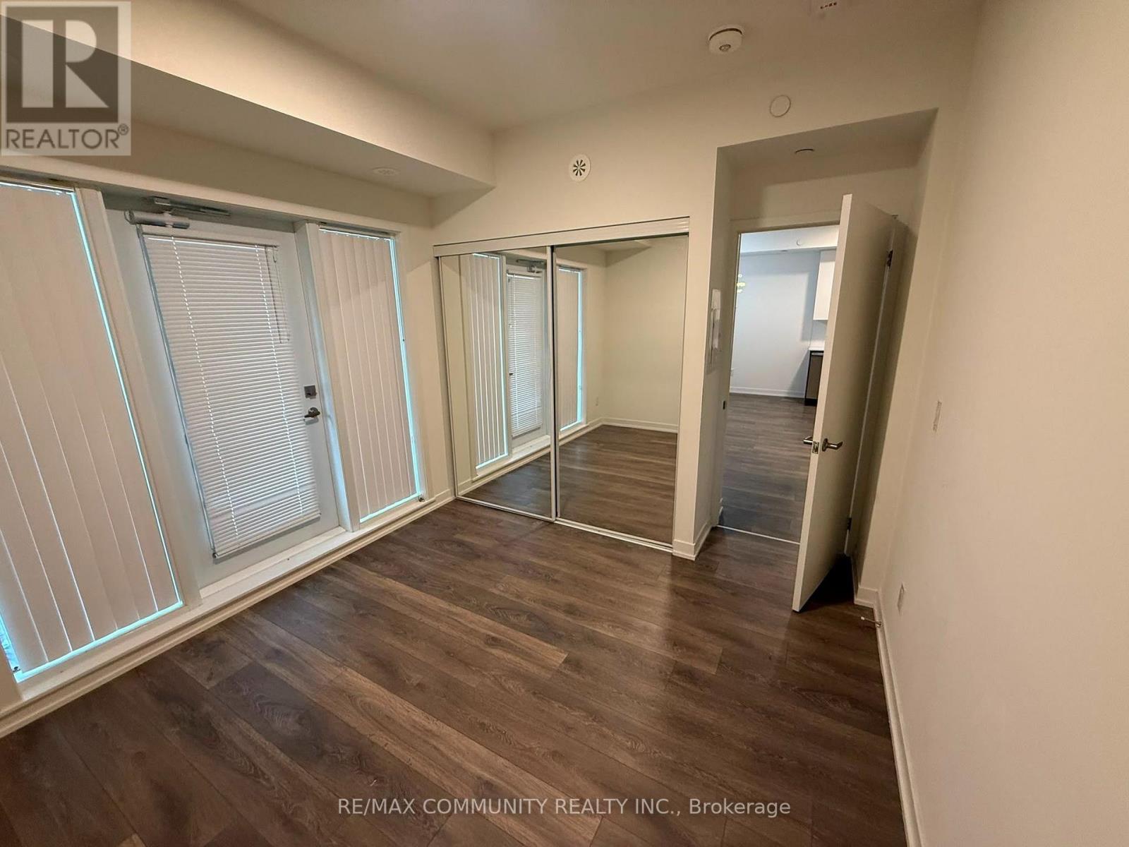109 - 130 Canon Jackson Drive, Toronto, Ontario  M6M 3Y4 - Photo 9 - W13687866