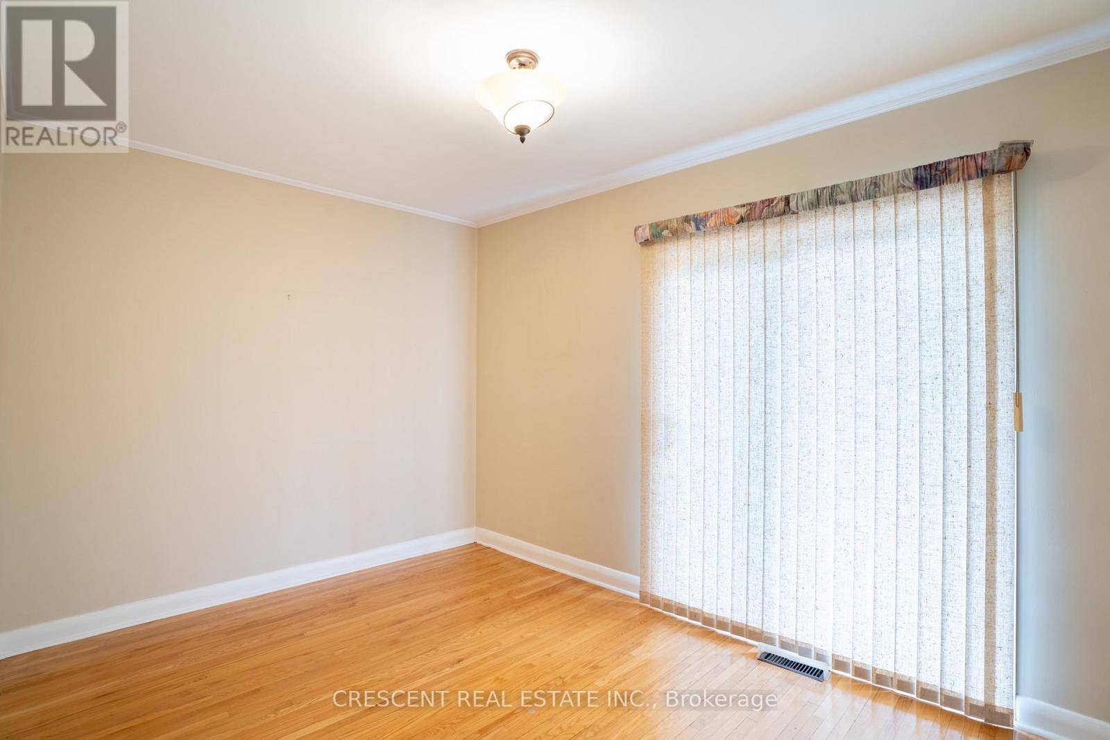 14 Claymore Drive, Toronto, Ontario  M8Z 2R9 - Photo 12 - W13687870