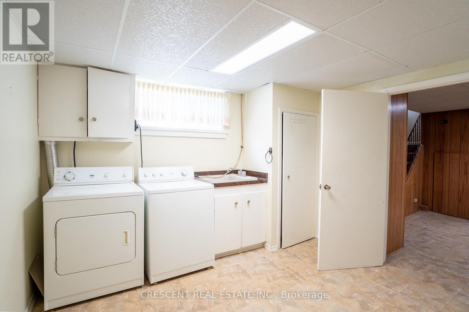 14 Claymore Drive, Toronto, Ontario  M8Z 2R9 - Photo 14 - W13687870