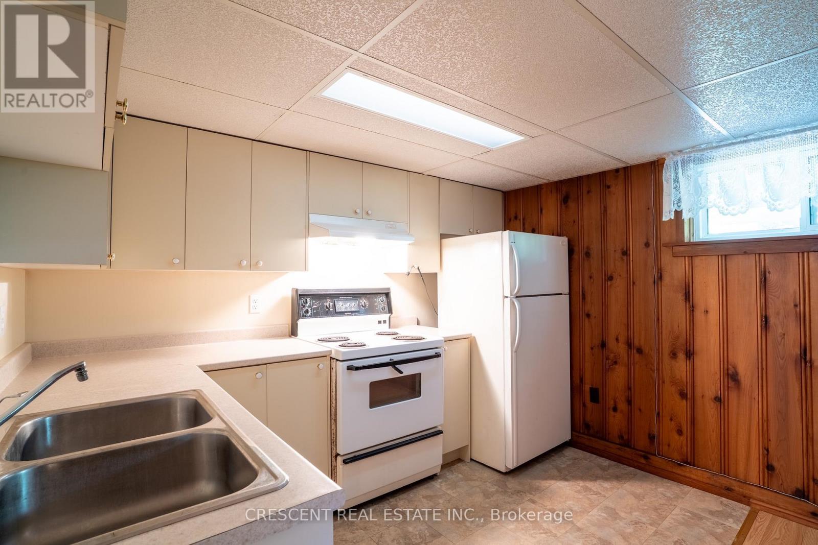 14 Claymore Drive, Toronto, Ontario  M8Z 2R9 - Photo 19 - W13687870