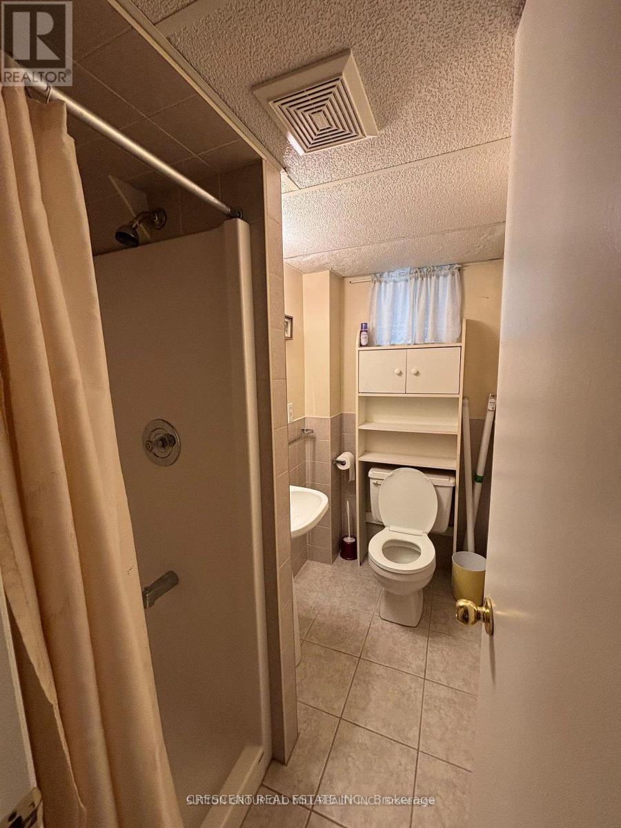 14 Claymore Drive, Toronto, Ontario  M8Z 2R9 - Photo 21 - W13687870