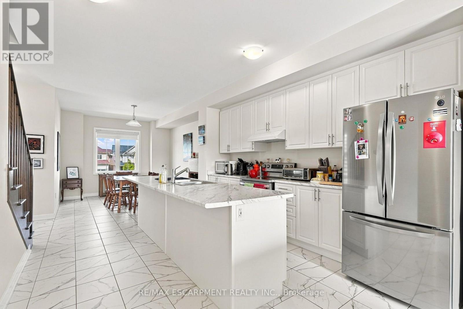 241 Melody Lane, Thorold, Ontario  L3B 5N5 - Photo 6 - X13687790