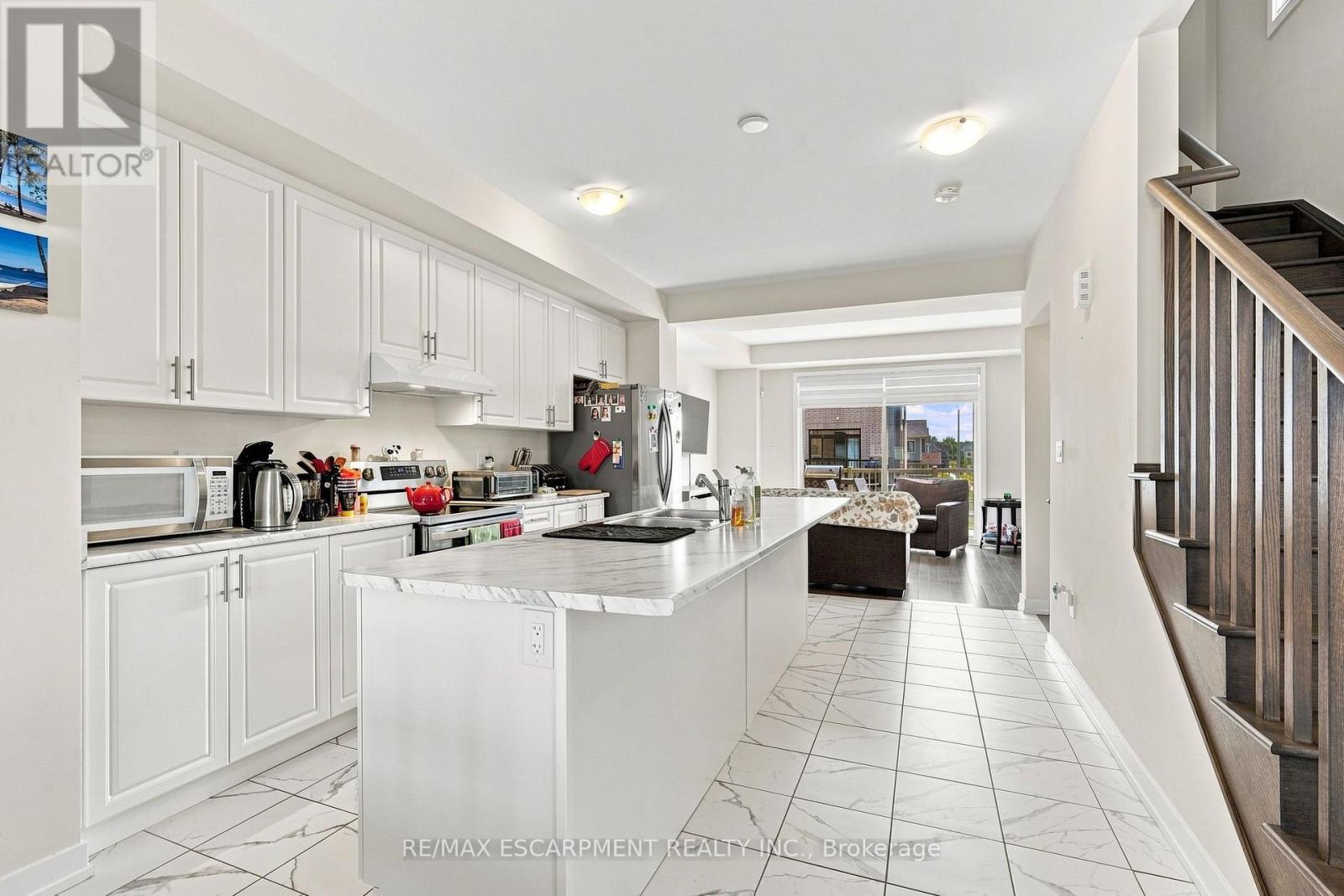 241 Melody Lane, Thorold, Ontario  L3B 5N5 - Photo 7 - X13687790