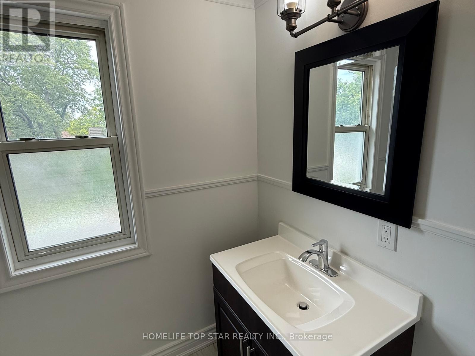 5341 Mcrae Street N, Niagara Falls, Ontario  L2E 1R3 - Photo 13 - X13687834