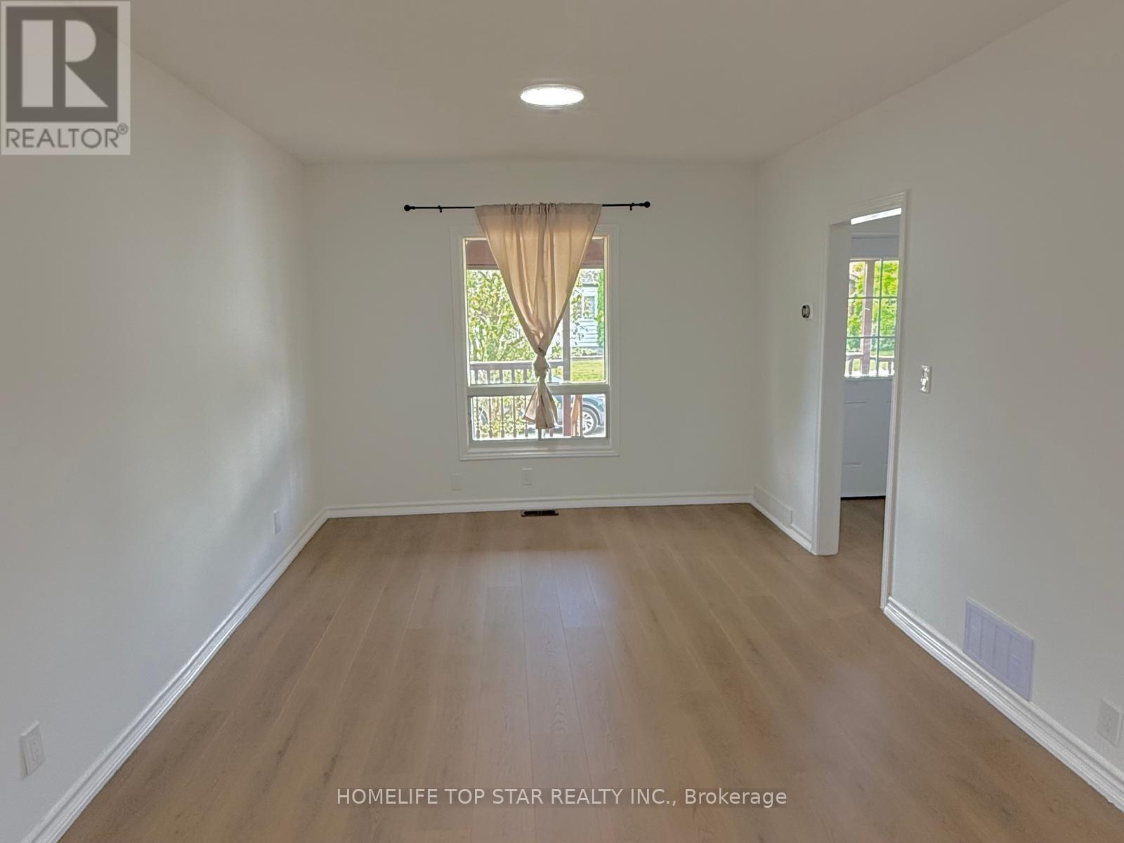 5341 Mcrae Street N, Niagara Falls, Ontario  L2E 1R3 - Photo 4 - X13687834