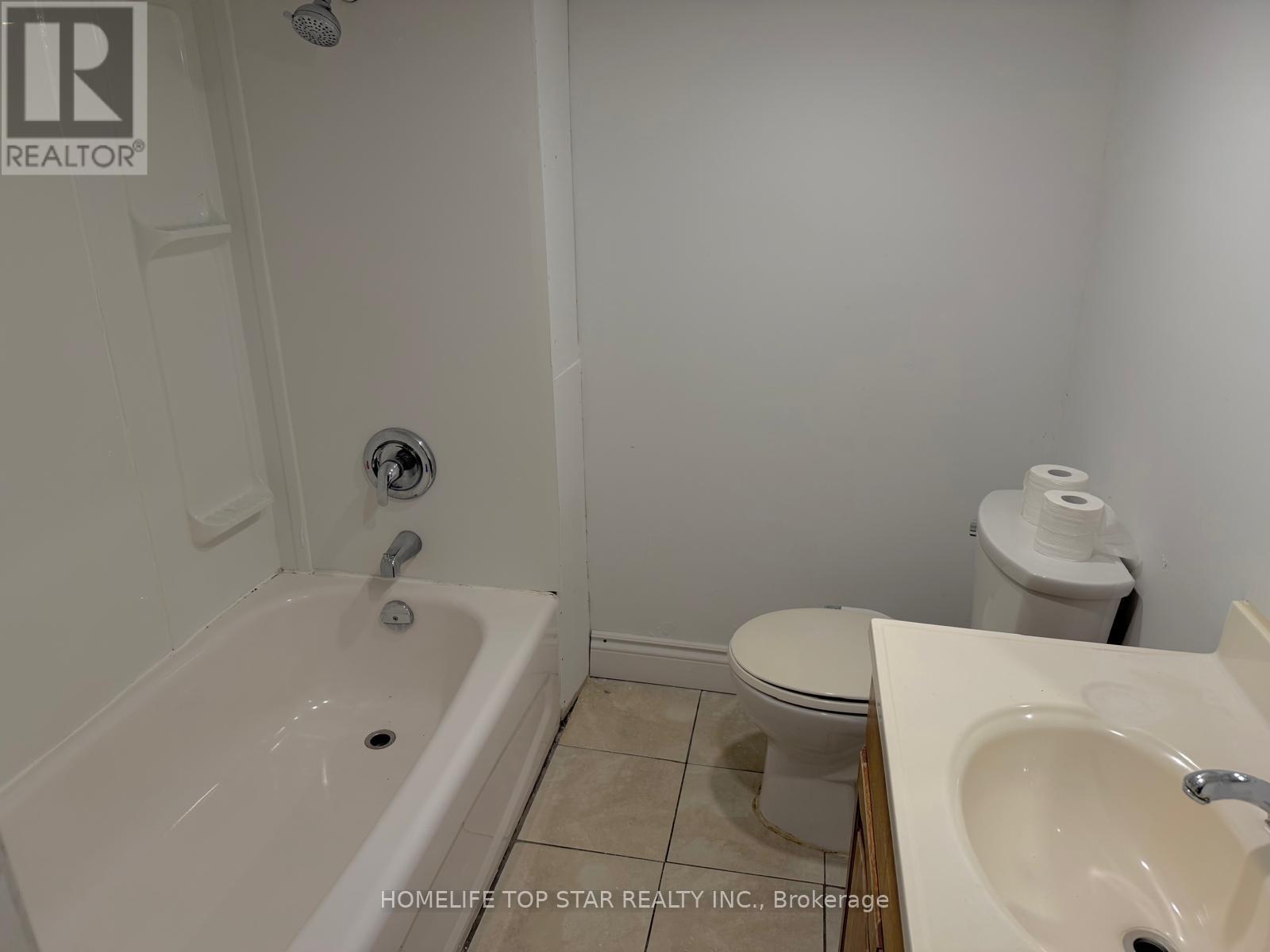 5341 Mcrae Street N, Niagara Falls, Ontario  L2E 1R3 - Photo 9 - X13687834
