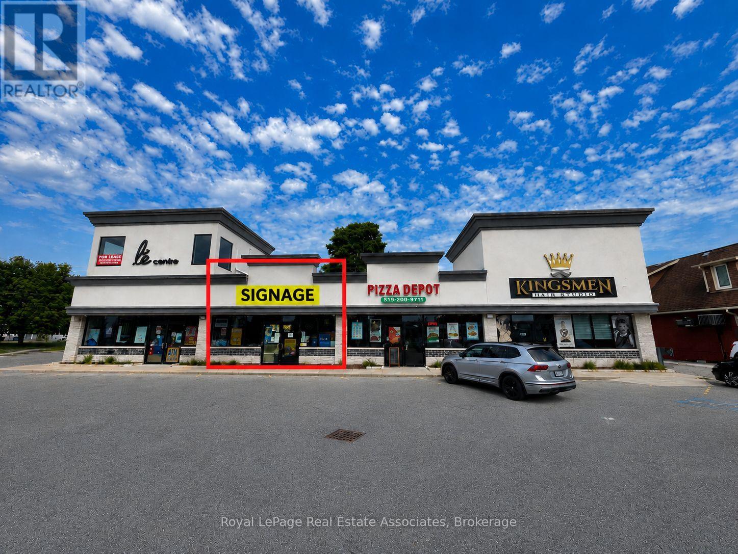 2 - 801 DUNDAS STREET, Woodstock, Ontario