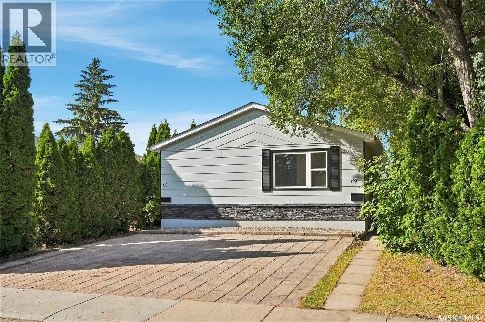 69 Rita Crescent, Saskatoon, Saskatchewan  S7N 2L4 - Photo 1 - SK045920