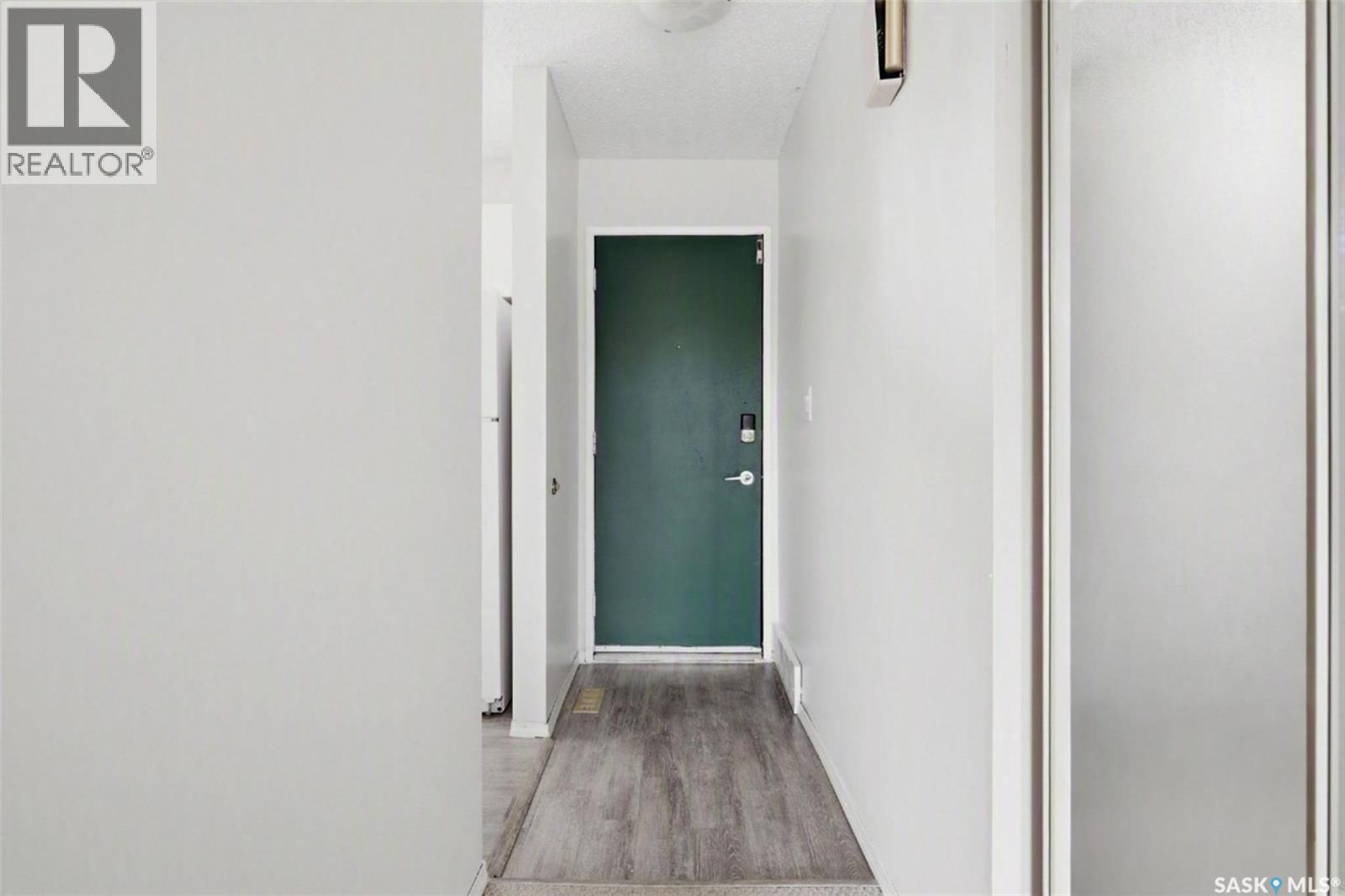 6419 Rochdale Boulevard, Regina, Saskatchewan  S4X 2Y9 - Photo 4 - SK045897