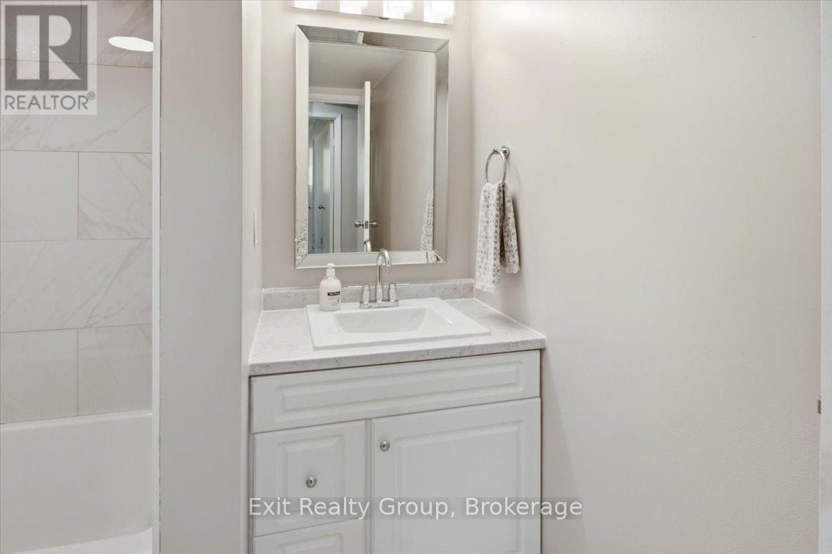 222 - 175 Haig Road, Belleville, Ontario  K8N 5R7 - Photo 11 - X13504566