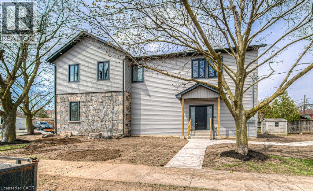 1 BOND Street Unit# 1