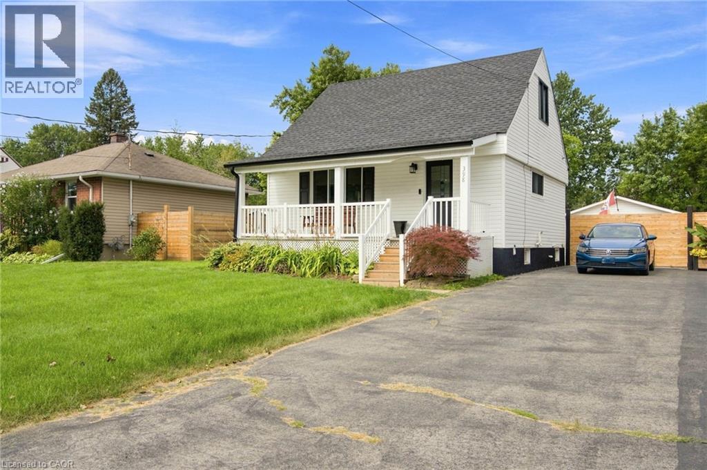 398 East 38th Street, Hamilton, Ontario  L8V 4G6 - Photo 3 - 40856590