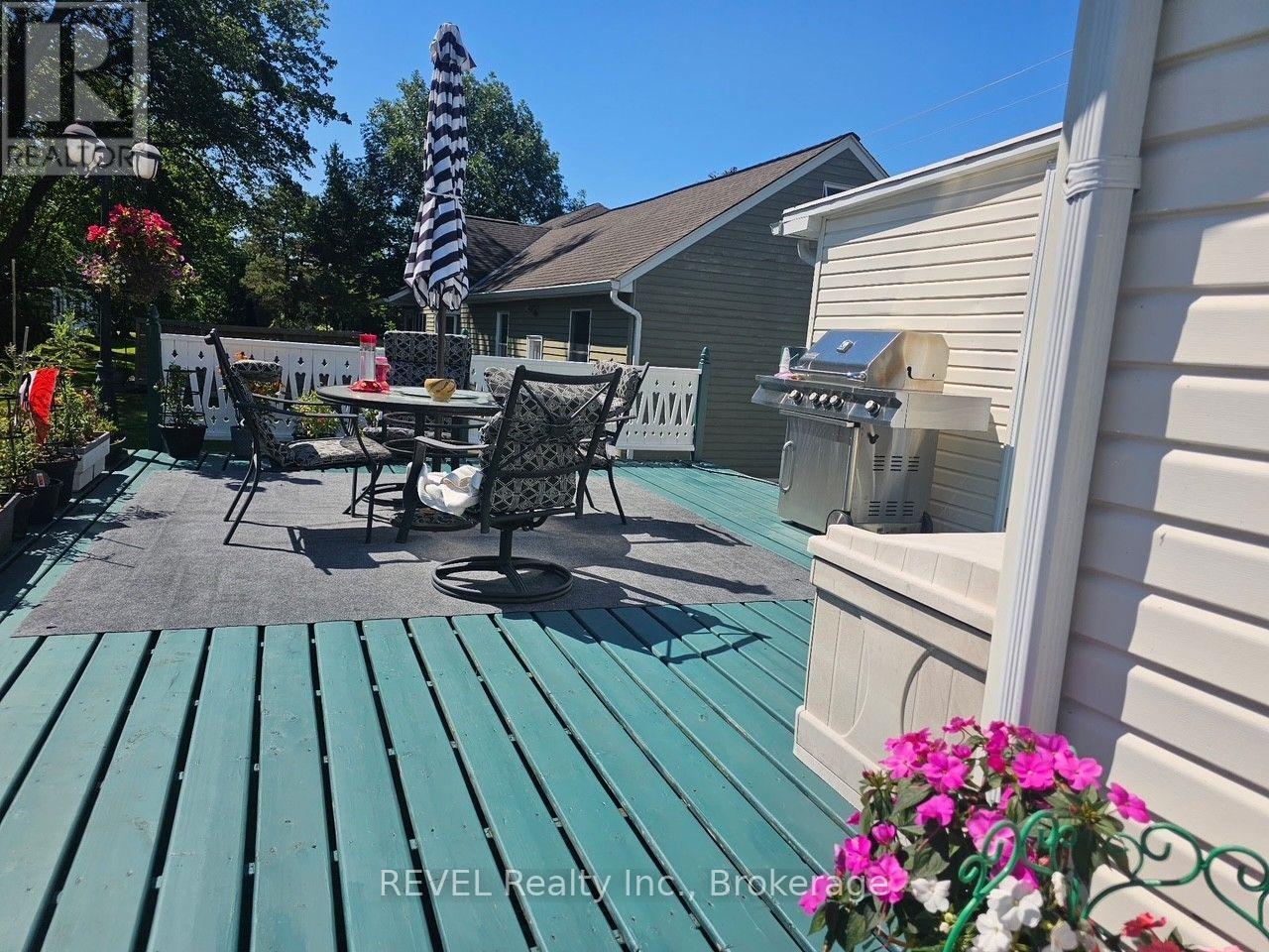 70 Bernard Avenue, Fort Erie, Ontario  L0S 1N0 - Photo 16 - X13679504
