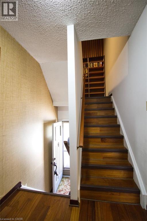 63 Fonthill Road Unit# 4, Hamilton, Ontario  L9C 6T1 - Photo 13 - 40827973
