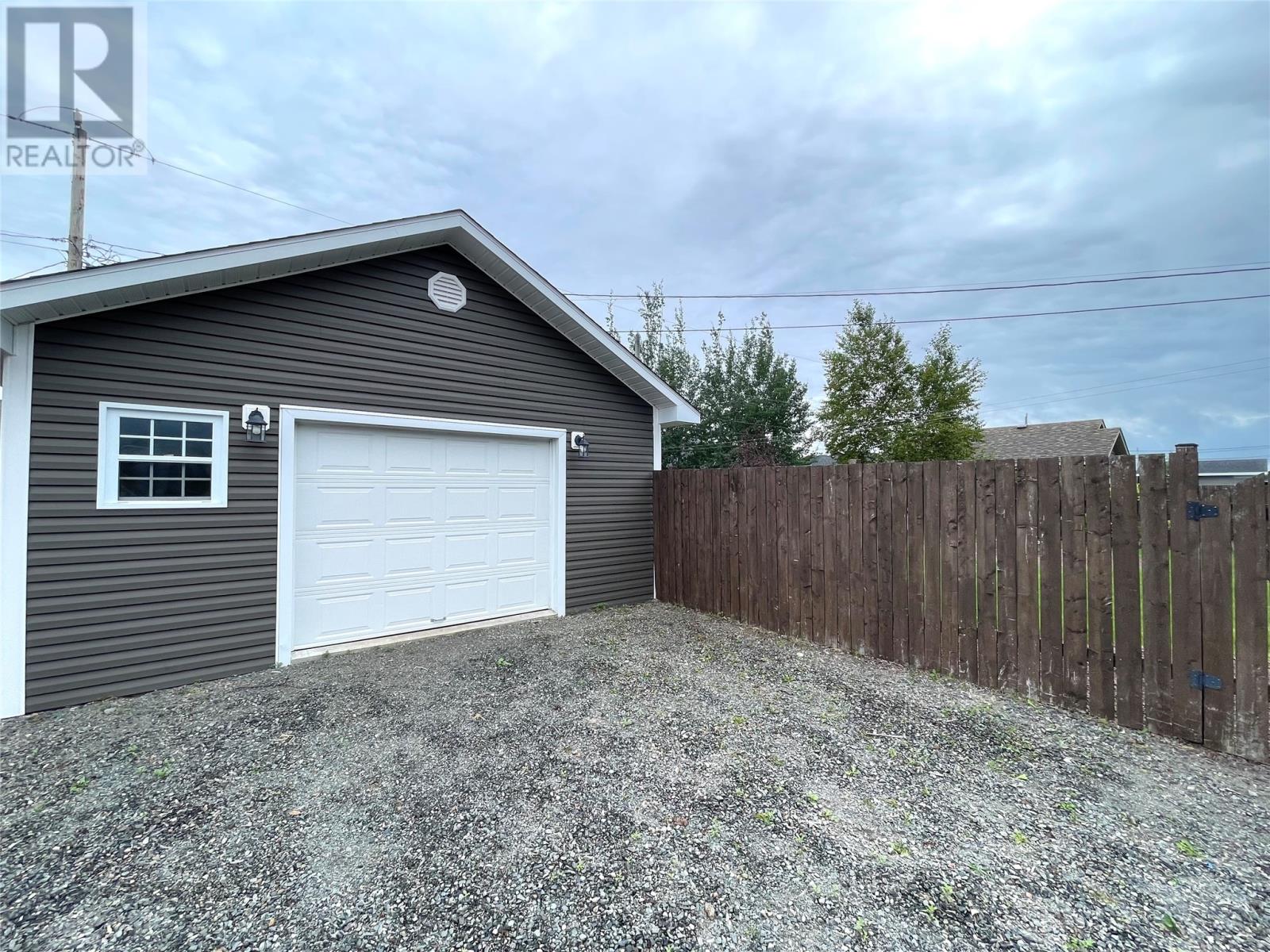 36 McCarthy Street, Grand Falls-Windsor — photo 3