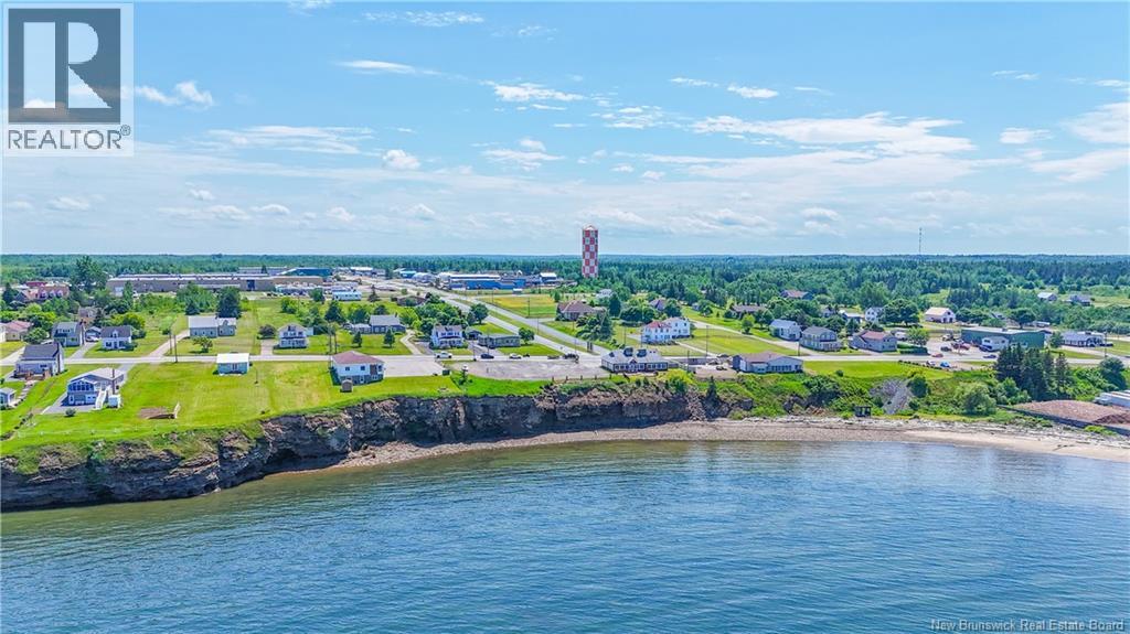 89 Saint-Pierre Est Boulevard, Caraquet, New Brunswick E1W 1B6 - Photo 21 - NB146254