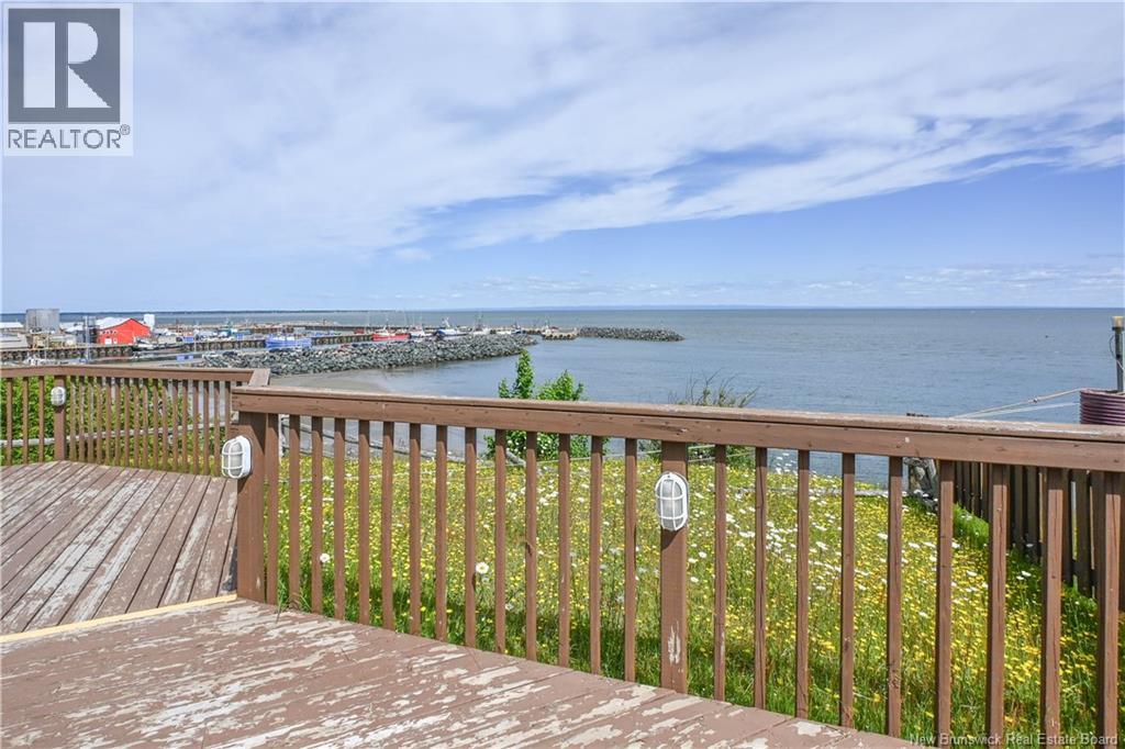 89 Saint-Pierre Est Boulevard, Caraquet, New Brunswick E1W 1B6 - Photo 8 - NB146254