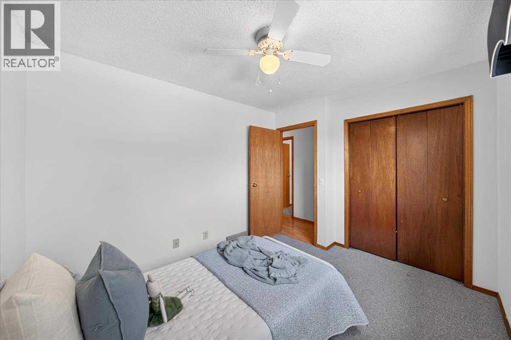 1837 Meadowbrook Drive SE, Airdrie, Alberta  T4A 1V5 - Photo 27 - A2336263