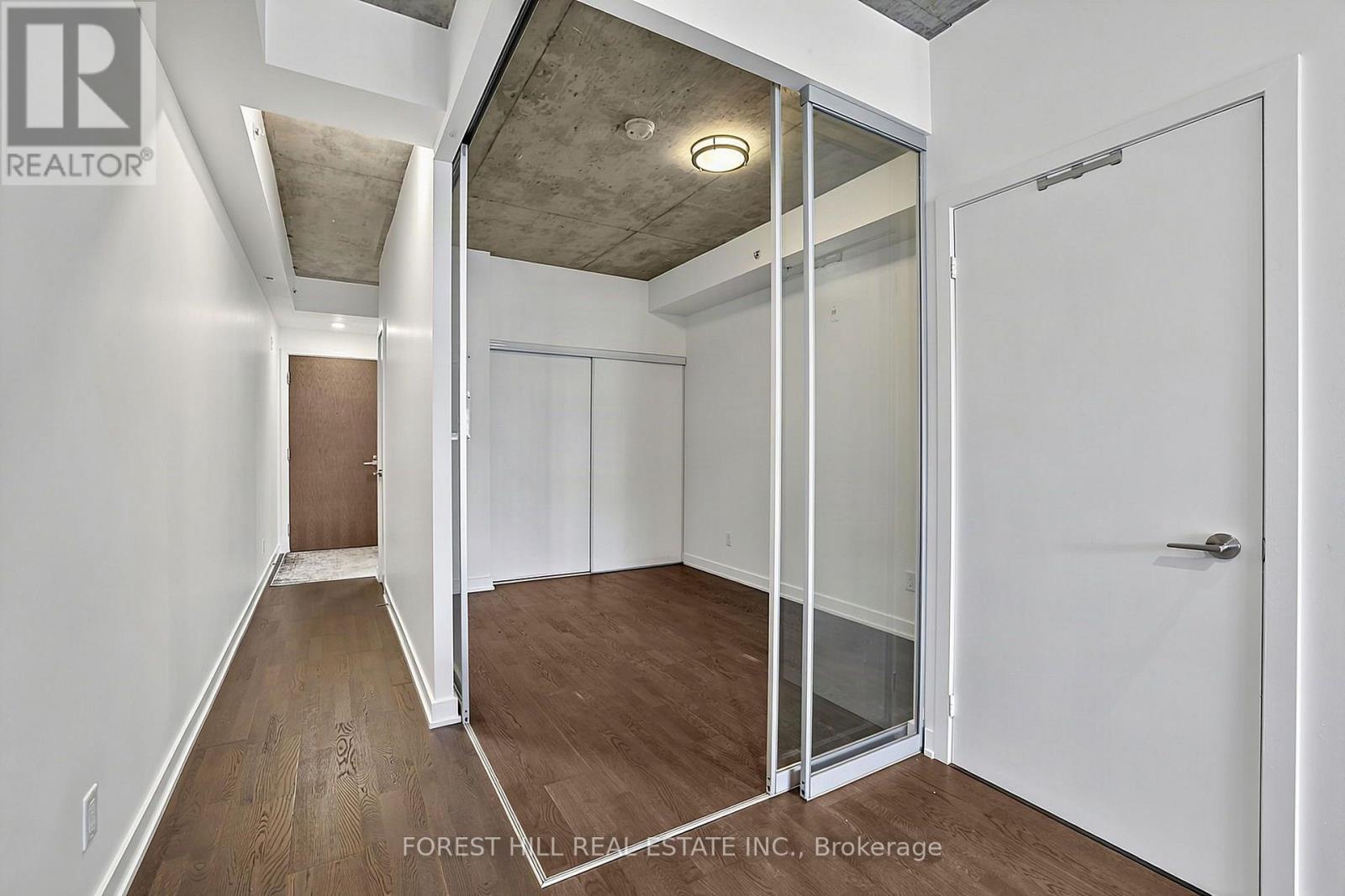 202 - 109 OSSINGTON AVENUE Toronto (Trinity-Bellwoods), ON M6J 0G1
