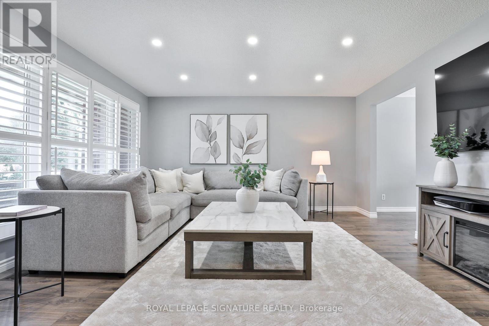 13 SMYTH CRESCENT, New Tecumseth, Ontario