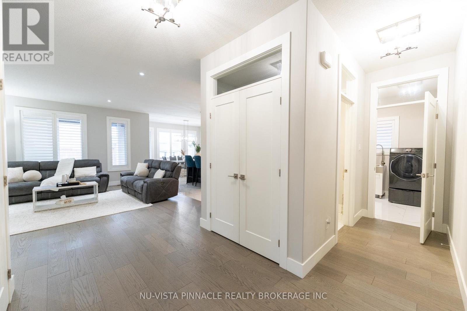 3354 Mersea Street, London South, Ontario  N6P 0G3 - Photo 11 - X13687908