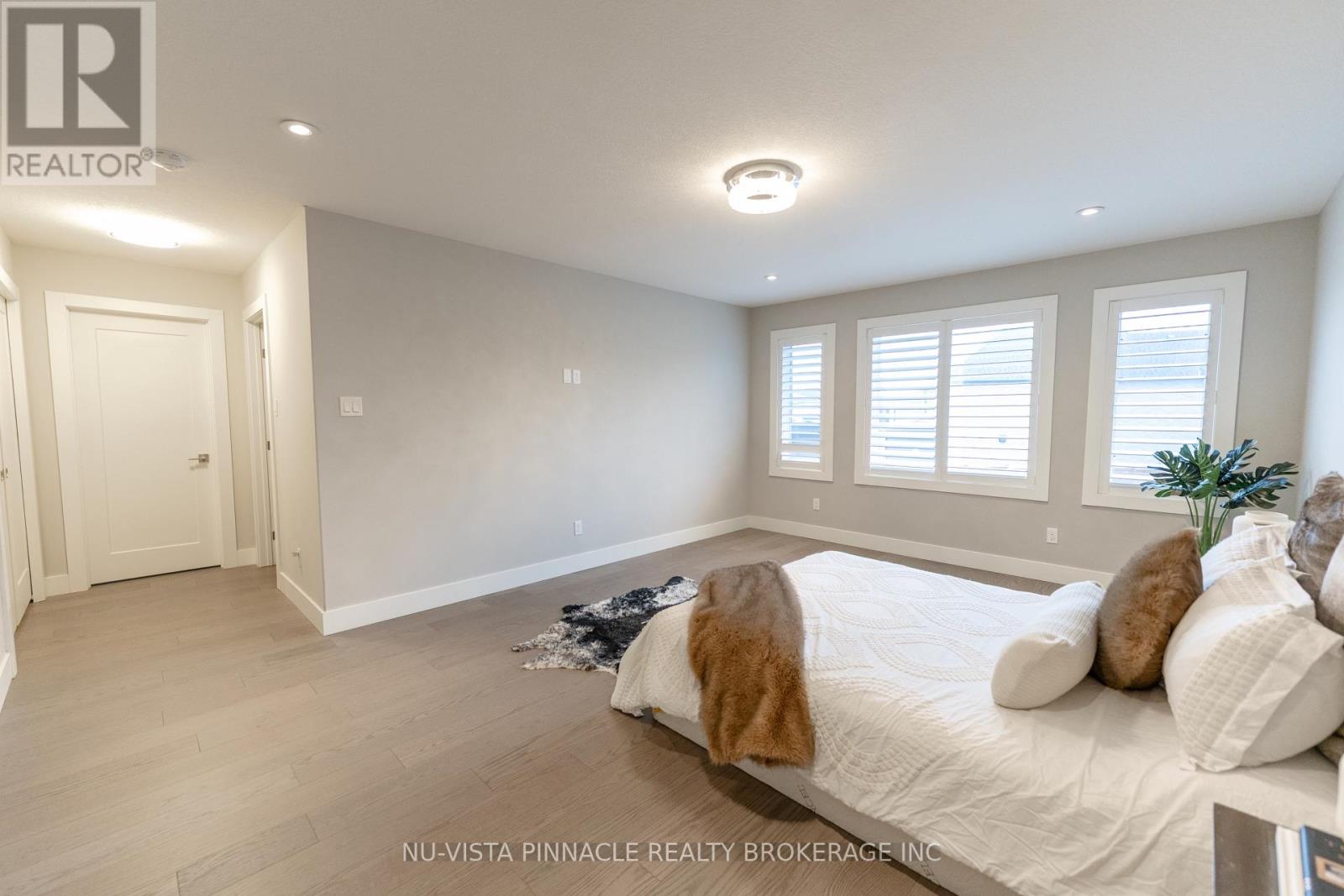 3354 Mersea Street, London South, Ontario  N6P 0G3 - Photo 28 - X13687908