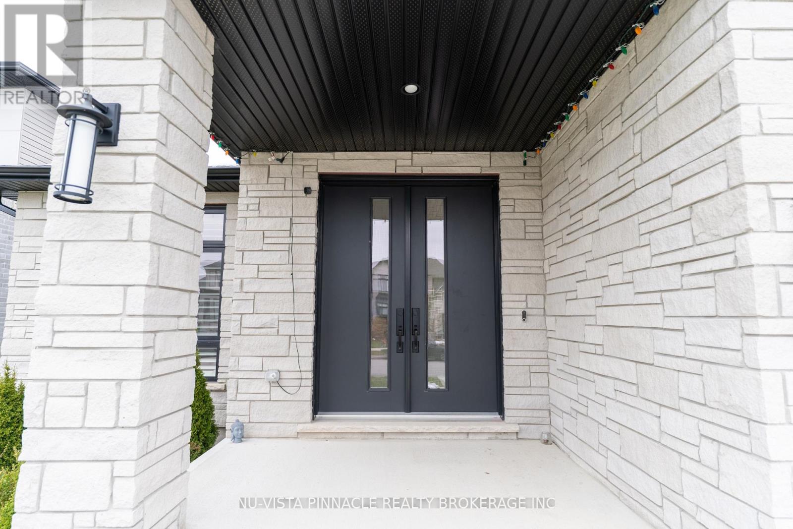 3354 Mersea Street, London South, Ontario  N6P 0G3 - Photo 3 - X13687908