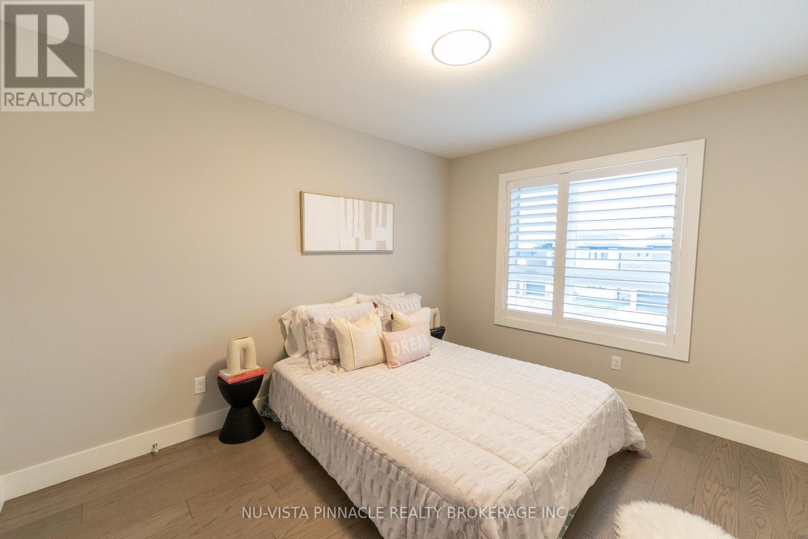 3354 Mersea Street, London South, Ontario  N6P 0G3 - Photo 40 - X13687908